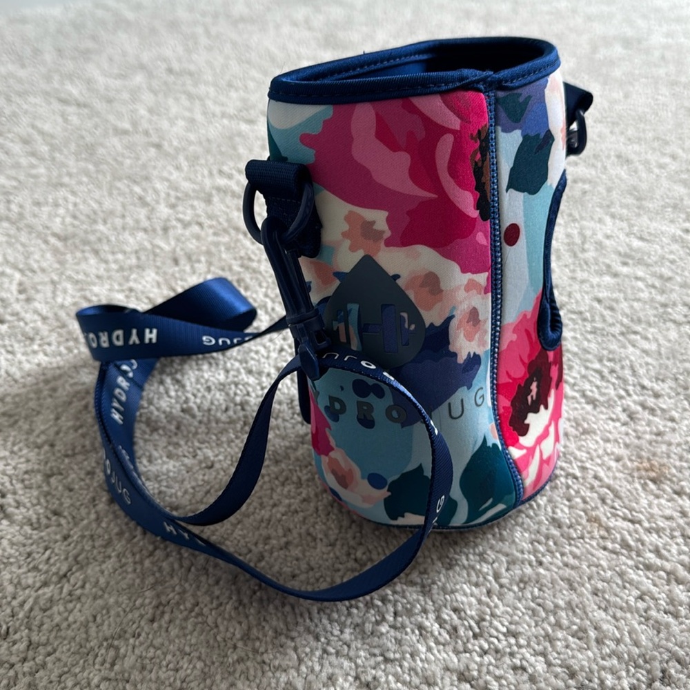 HydroJug Sleeve + Strap, Blue Floral